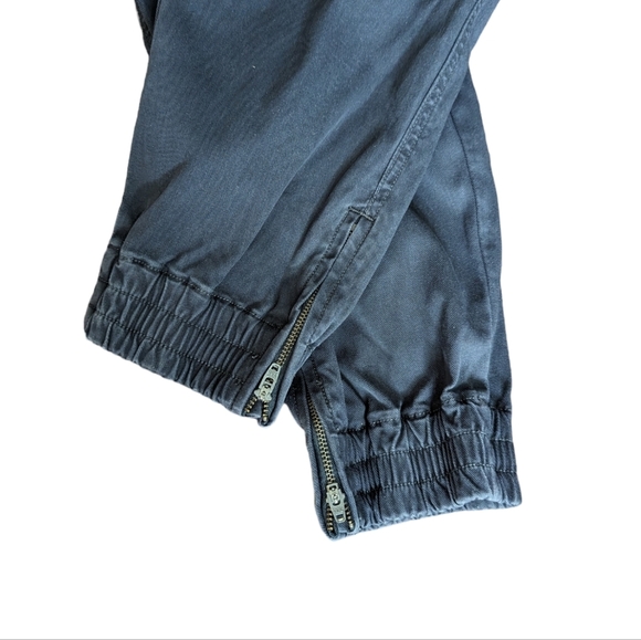 Spanx Stretch Twill Cargo Joggers...Size XL - Picture 5 of 9